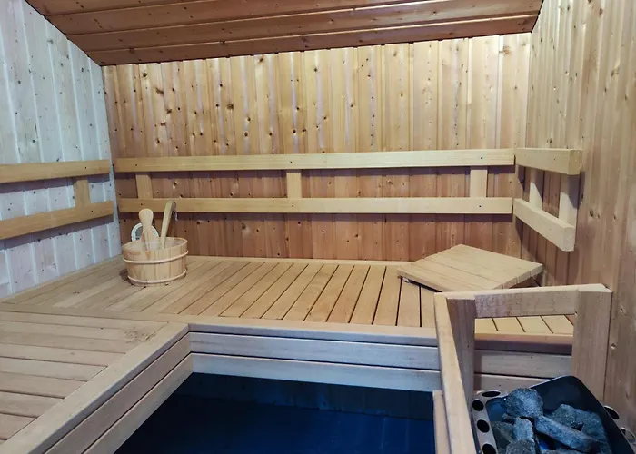 度假居 4 Personen Mit Sauna Und Herrlichem Blick Auf Den In *